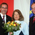 Ministerpräsident a.D. Matthias Platzeck mit Gisela Otto