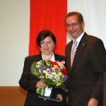 Ministerpräsident a.D. Matthias Platzeck mit Gudrun Heydeck
