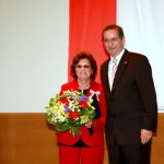 Ministerpräsident a.D. Matthias Platzeck mit Hildegard Petter