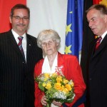 Ministerpräsident a.D. Matthias Platzeck mit Jutta Schütze