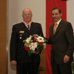 Ministerpräsident a.D. Matthias Platzeck mit Jürgen Helmdach