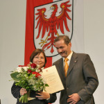 Ministerpräsident a.D. Matthias Platzeck mit Dr. Roswitha Perlwitz
