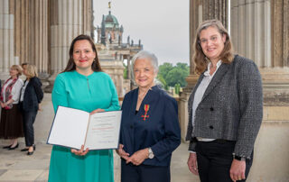 Überreichung des Bundesverdienstkreuzes (Foto: MWFK)